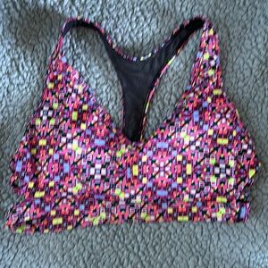 VS Multicolor Sports bra